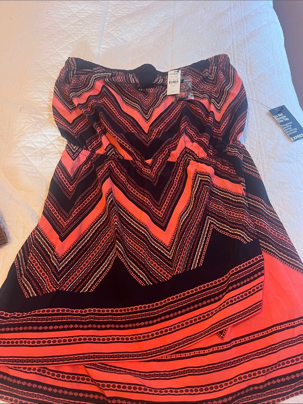 Strapless Chevron Print Women’s Top - Coral & Black
